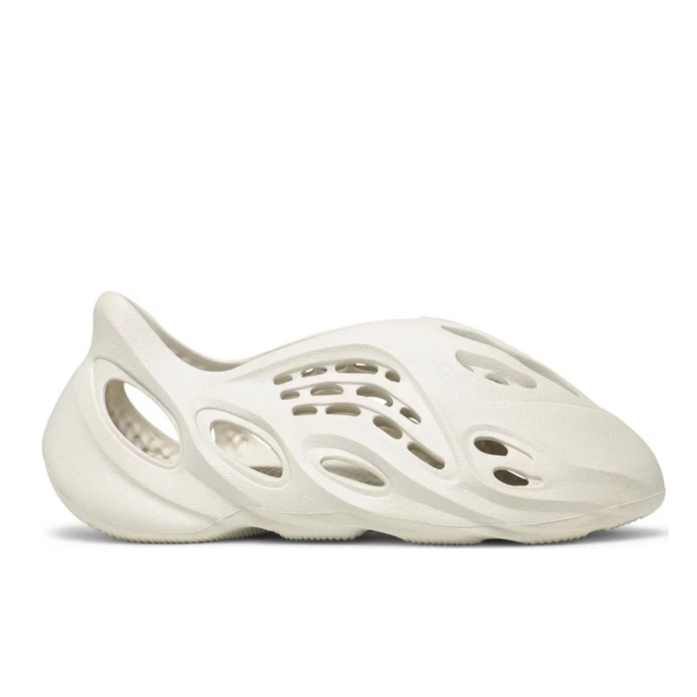 Adidas YZY Foam Runner